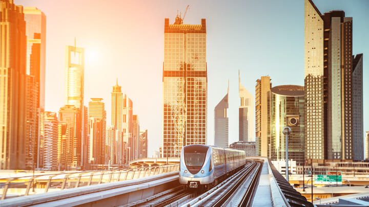 finding-a-job-in-dubai-uae-metro_730.jpg